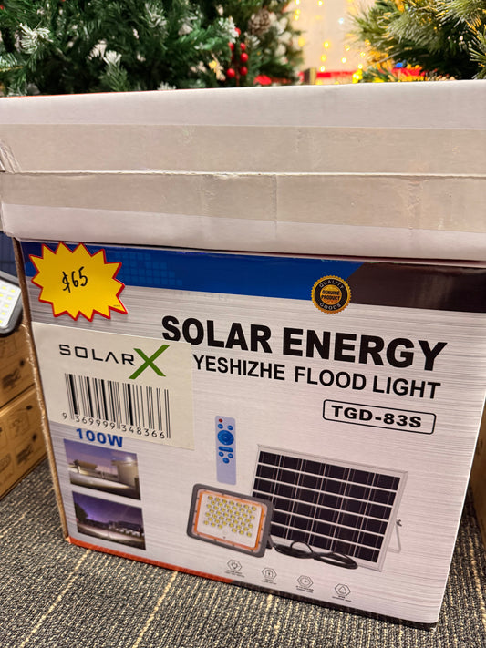 SolarX 100W Solar Flood Light - High-Power Outdoor LED with Remote & Solar Panel